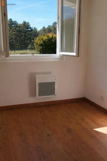Studio 20m² Cluses 74300 - Secteur recherché - Photo 2