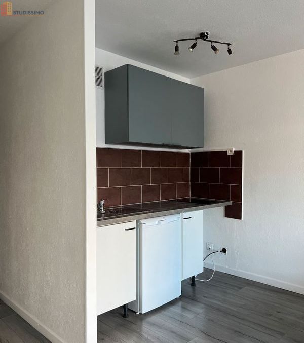 Studio meublé 27m² Gaillard 74240 - Meublé, DPE C - Photo 2