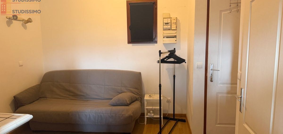 Studio meublé 17m² Annemasse - Place de parking privative, eau incluse - Photo 5