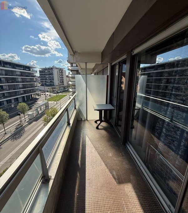 Studio meublé 45m² Gaillard 74240 - Meublé, 1 chambre - Photo 1