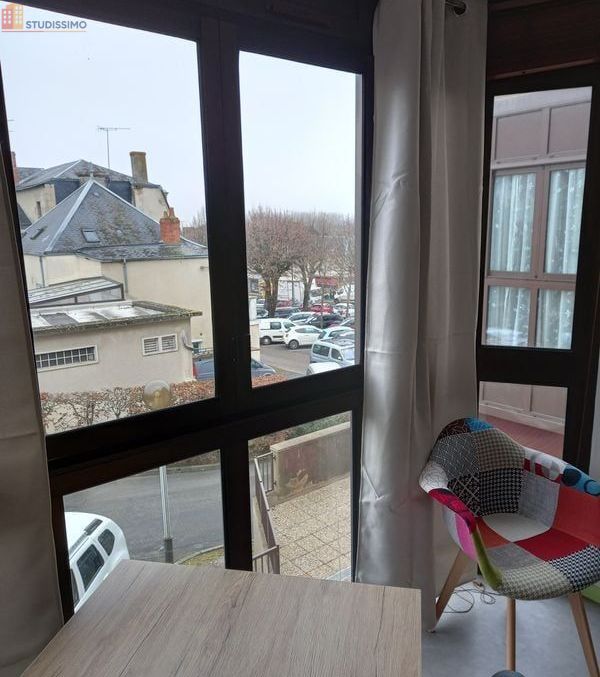 Studio 27m² Issoudun - Étage 1/4, DPE D - Photo 5