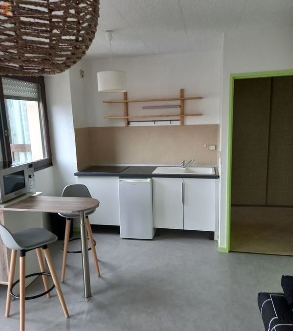Studio 27m² Issoudun - Étage 1/4, DPE D - Photo 1