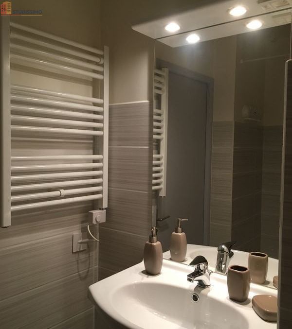 Studio meublé 20m² Annecy centre - Calme, 4e étage - Photo 1