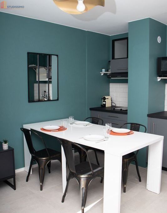 Studio meublé 28m² Cluses - Balcon, charges comprises - Photo 3