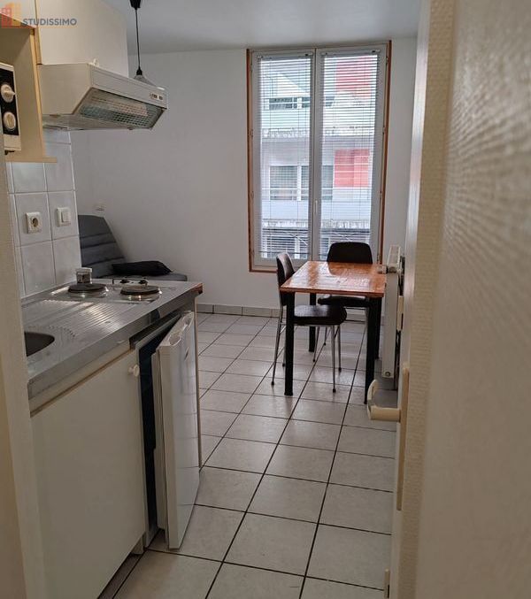 Studio meublé 17m² Thonon-les-Bains centre - Calme, lumineux - Photo 3