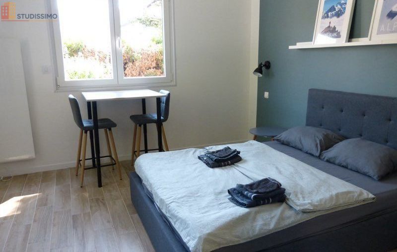 Studio meublé 20m² Cluses - Tout équipé, bureau possible - Photo 4