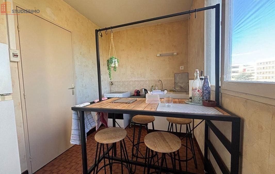 Studio 35m² Tours 37000 - Étage élevé, DPE D - Photo 8