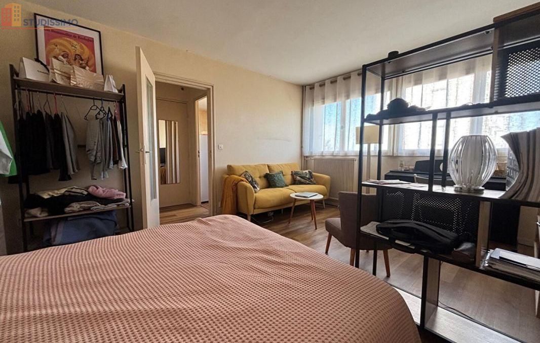 Studio 35m² Tours 37000 - Étage élevé, DPE D - Photo 7