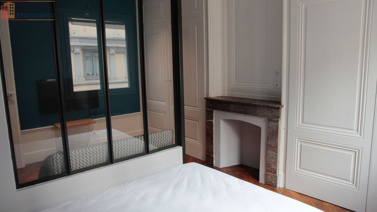 Studio meublé 32m² Lyon 2e - Calme, proche Bellecour - Photo 1