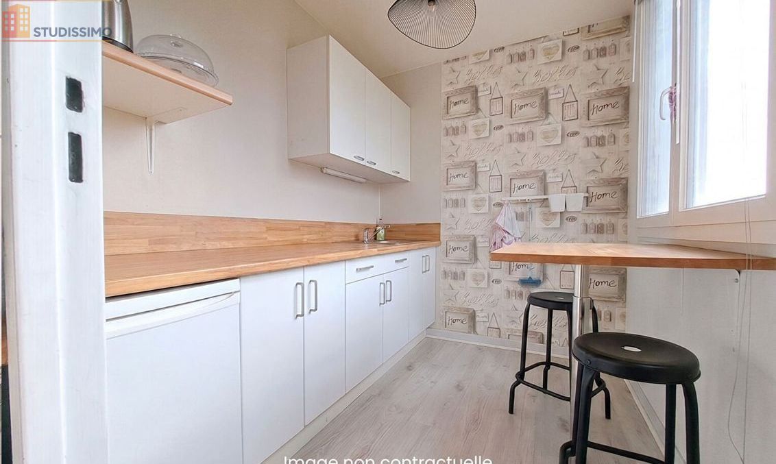 Studio 25m² La Riche - Étage élevé, lumineux - Photo 4