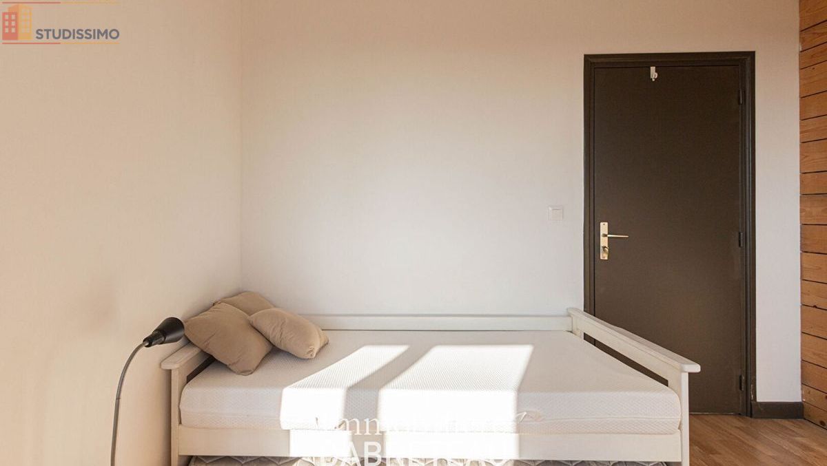 Studio meublé 18m² Lyon 8e - Dernier étage, lumineux - Photo 2