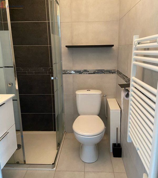 Studio 24m² Tassin-la-Demi-Lune - Terrasse, parking - Photo 2