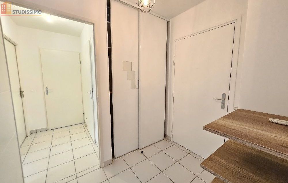 Studio 20m² Saint-Priest - Meublé, DPE C - Photo 5
