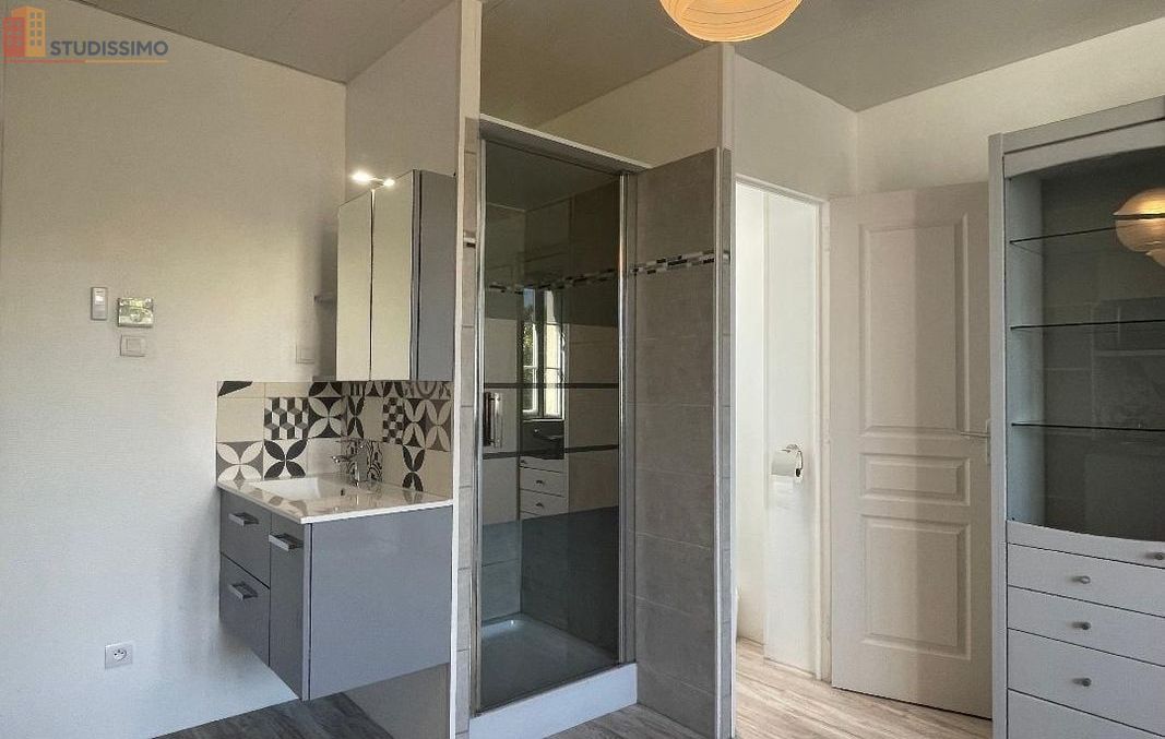 Studio meublé 23m² Vénissieux - Meublé, DPE B - Photo 2