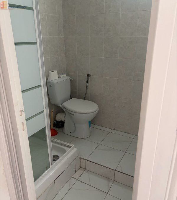 Studio meublé 19m² Paris 20e - Lumineux, cuisine séparée - Photo 1