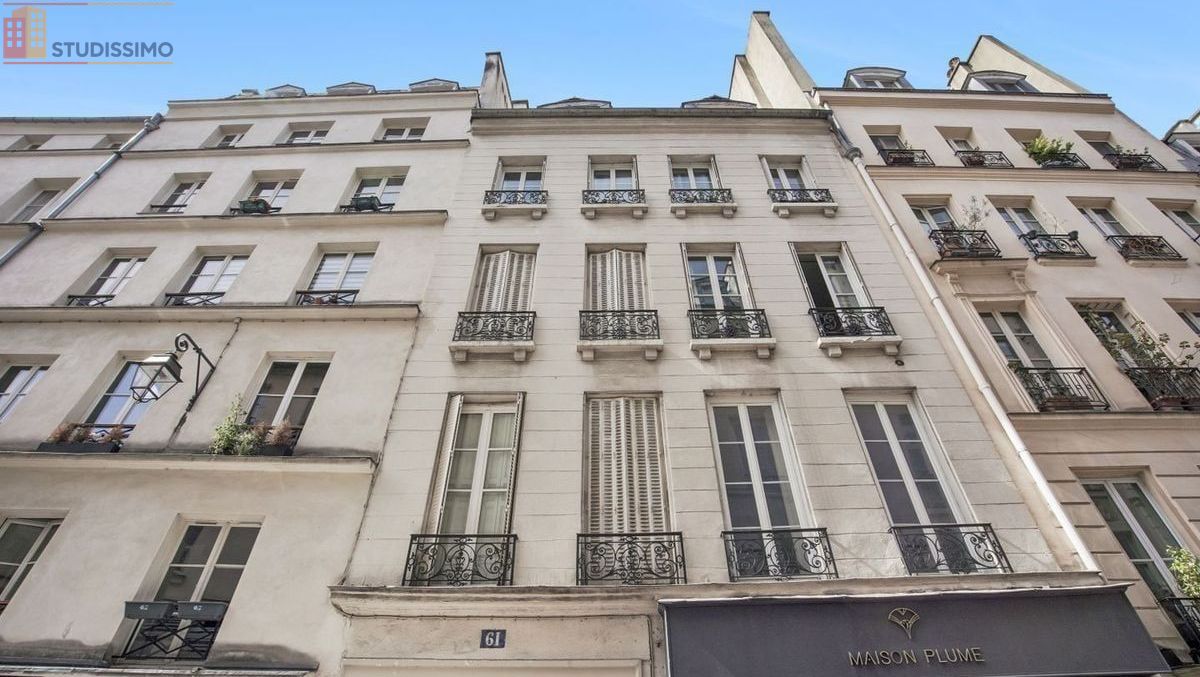 Studio à Paris