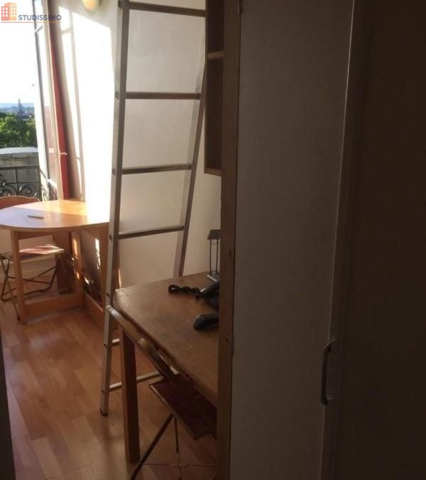 Studio à Paris