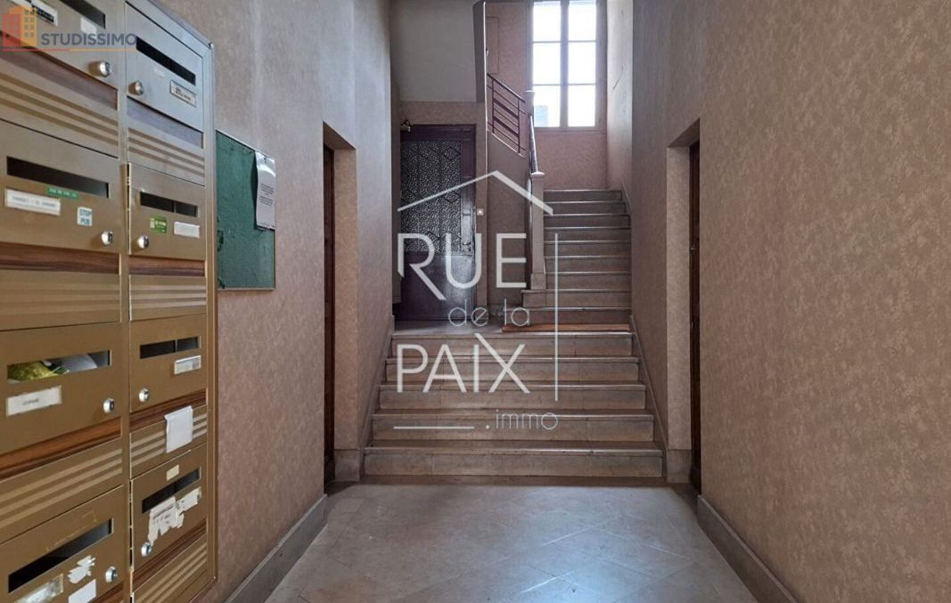 Studio 14m² Tours 37000 - Étage 3/4, lumineux - Photo 2