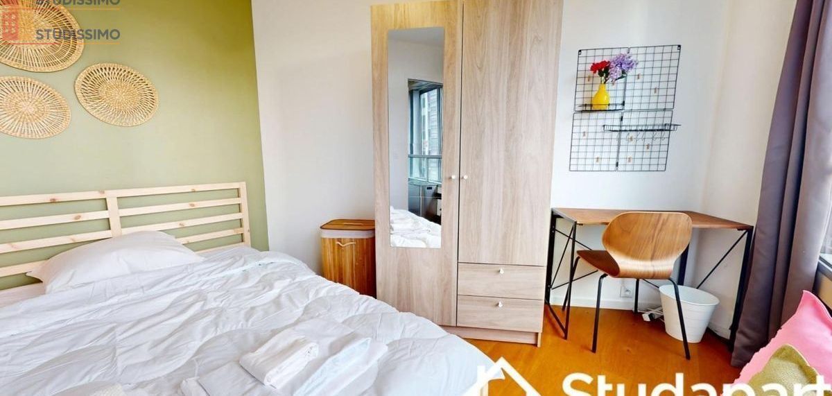 Studio meublé 12m² Paris 15e - Étage élevé, lumineux - Photo 1