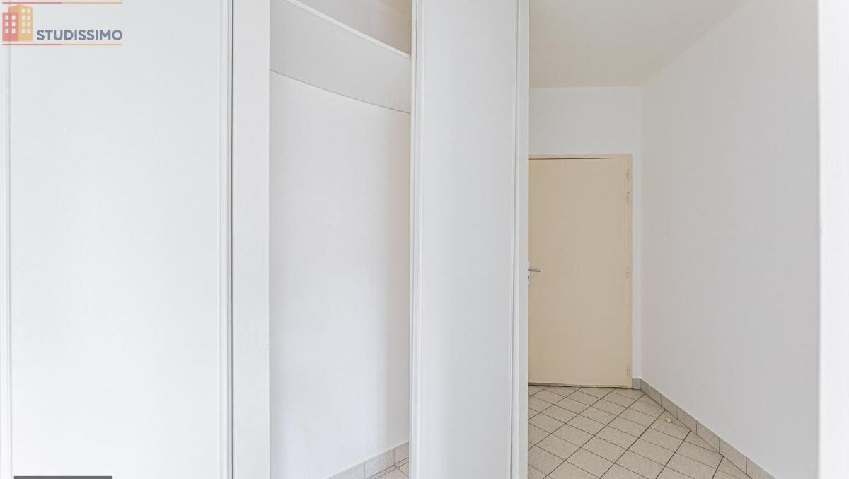 Studio 30m² Joué-lès-Tours - DPE D - Photo 5