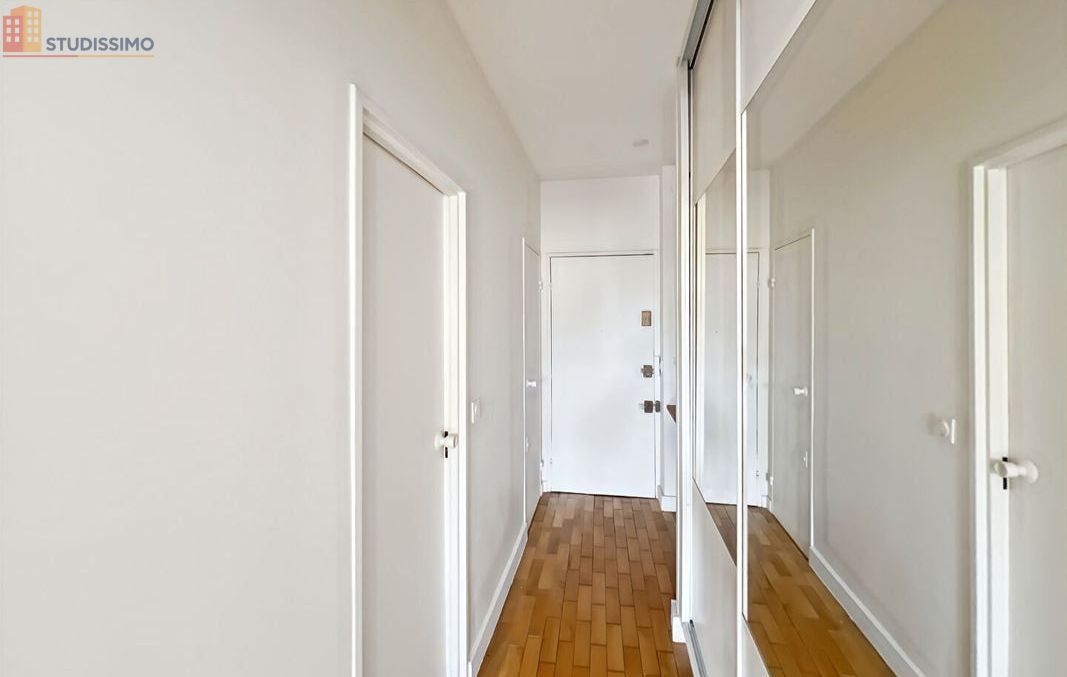 Studio meublé 32m² Paris 16e - Lumineux, étage élevé - Photo 3