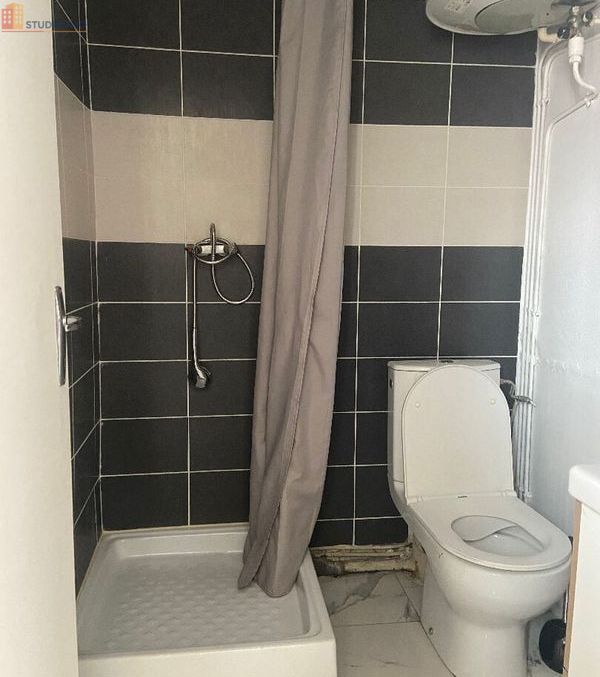 Studio 25m² Sainte-Colombe 69560 - Étage élevé, lumineux - Photo 3
