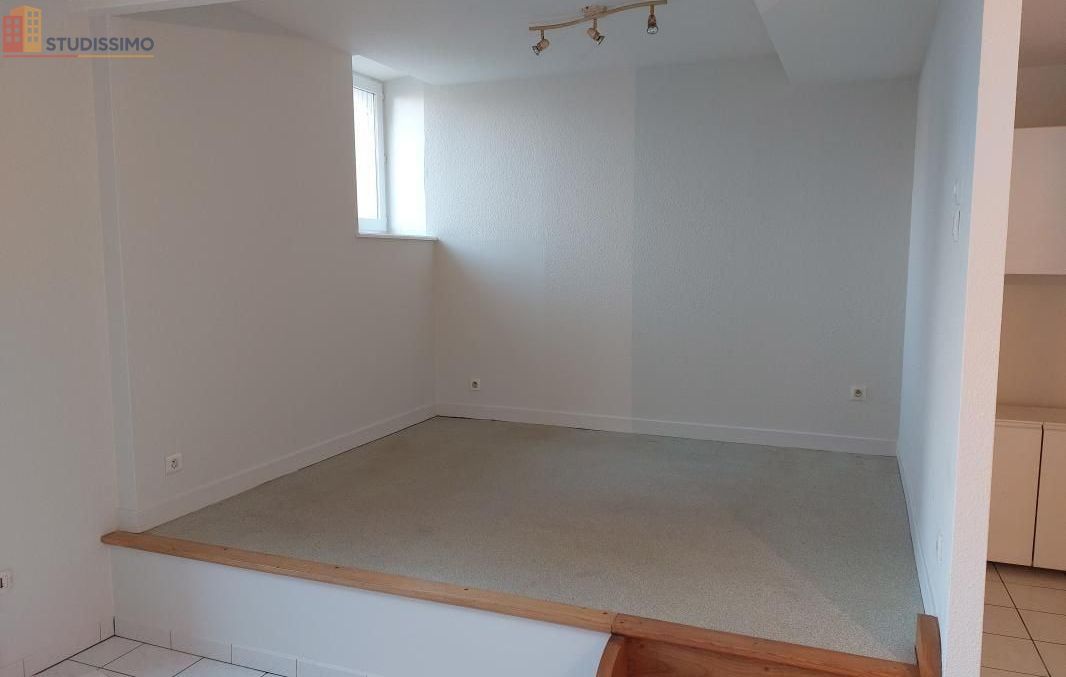 Studio 31m² Saint-Symphorien-sur-Coise - 1 pièce - Photo 6