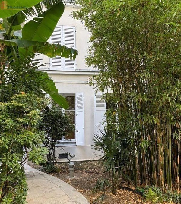 Studio à Paris