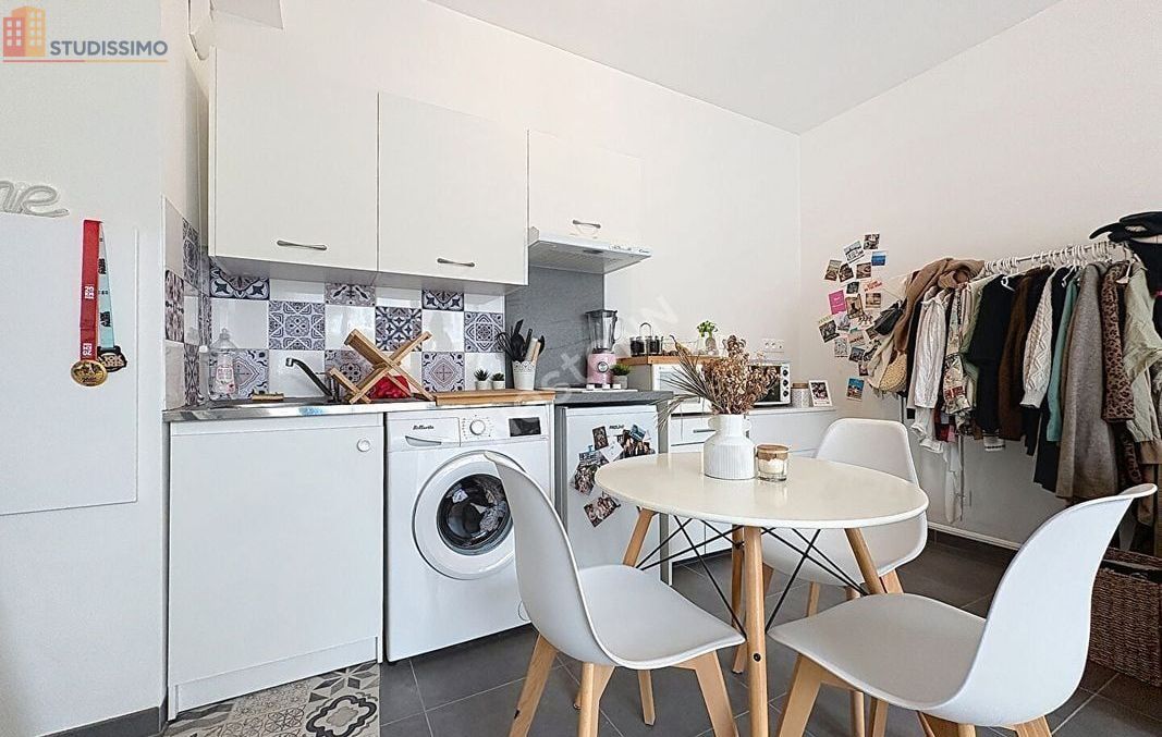 Studio 28m² Tours 37000 - Étage 2/5, DPE C - Photo 3