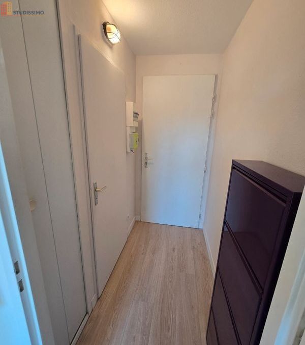 Studio 23m² Joué-lès-Tours - Duplex rénové, parking - Photo 9