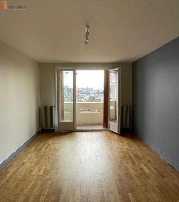Studio 42m² Villeurbanne - étage élevé, lumineux - Photo 7