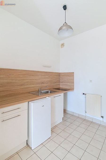 Studio 33m² Tours centre - Balcon, parking et cave - Photo 7