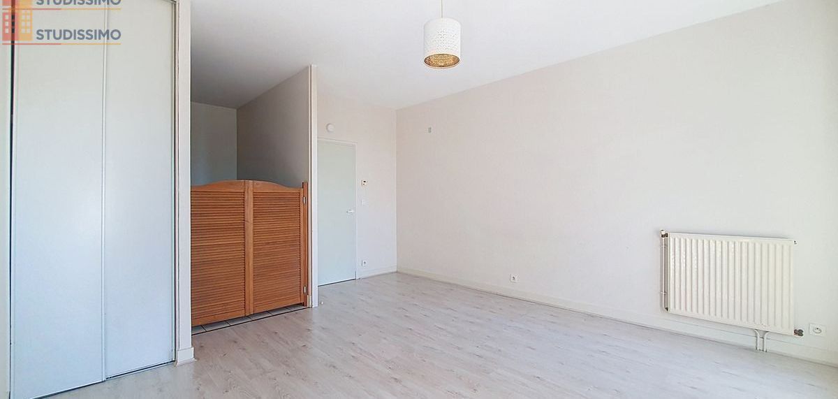 Studio 33m² Tours centre - Balcon, parking et cave - Photo 4