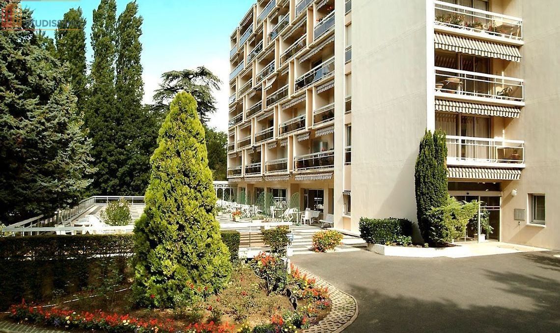 Studio à Tours