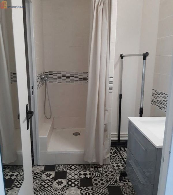 Studio 25m² La Riche - Étage élevé - Photo 1