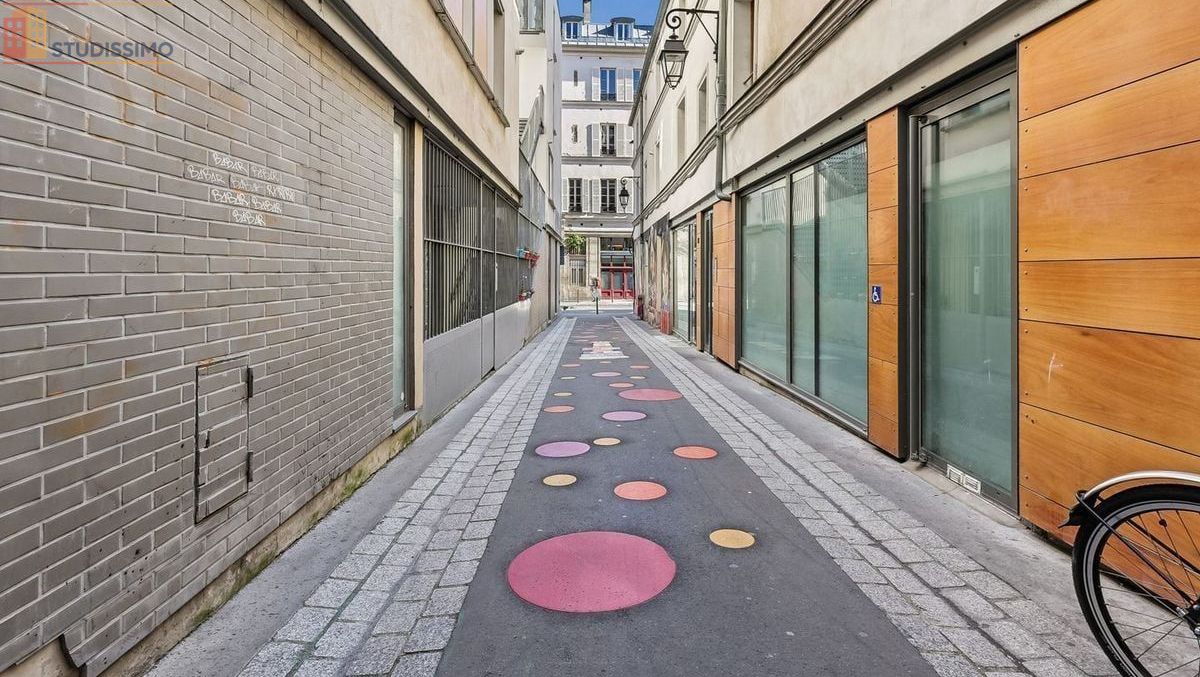 Studio meublé 18m² Paris 10e - Meublé, 1er étage - Photo 5