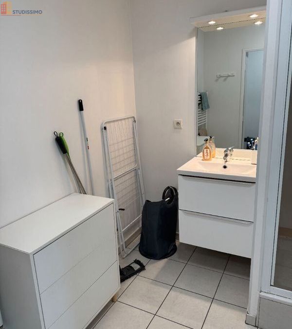 Studio meublé 23m² Bron 69500 - Meublé, lumineux - Photo 1