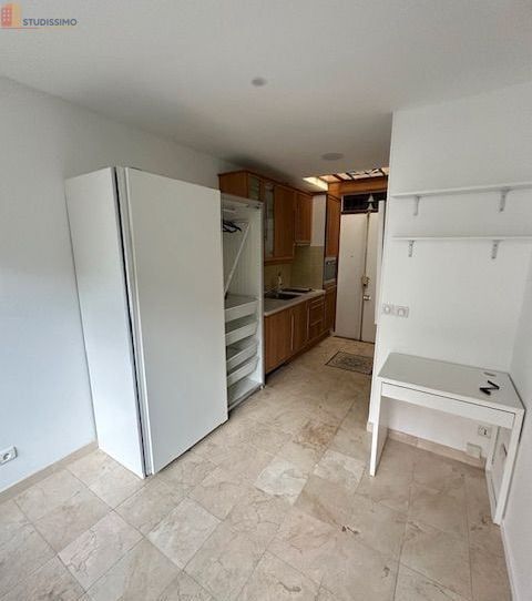 Studio meublé 17m² Paris 17e - Meublé, 1er étage - Photo 7
