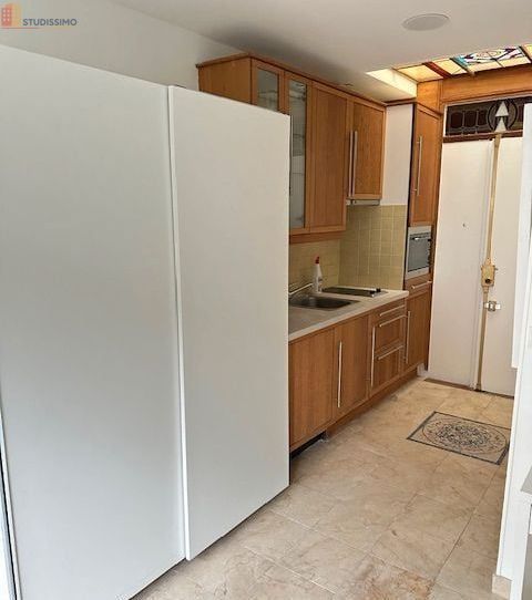 Studio meublé 17m² Paris 17e - Meublé, 1er étage - Photo 5