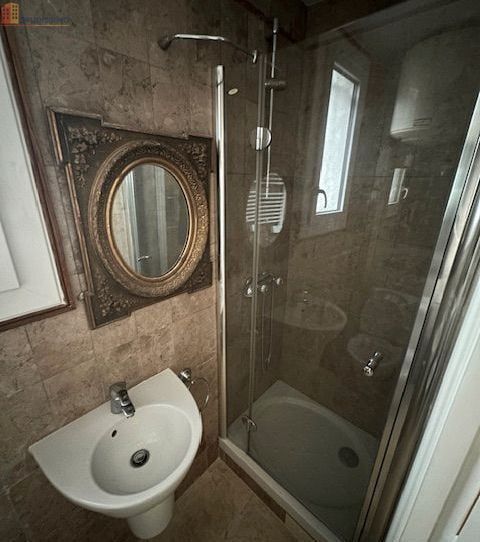 Studio meublé 17m² Paris 17e - Meublé, 1er étage - Photo 2