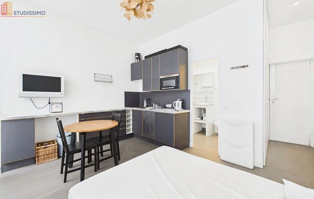 Studio meublé 21m² Paris 2e - Meublé, 2e étage - Photo 6
