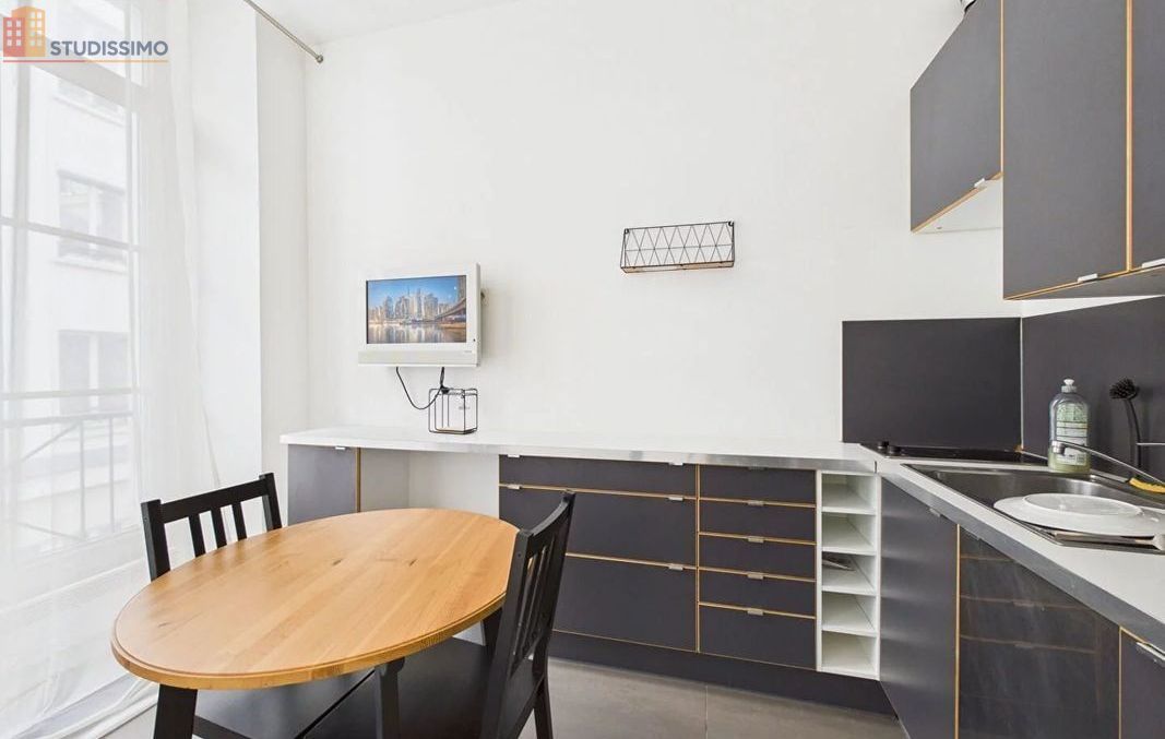 Studio meublé 21m² Paris 2e - Meublé, 2e étage - Photo 4