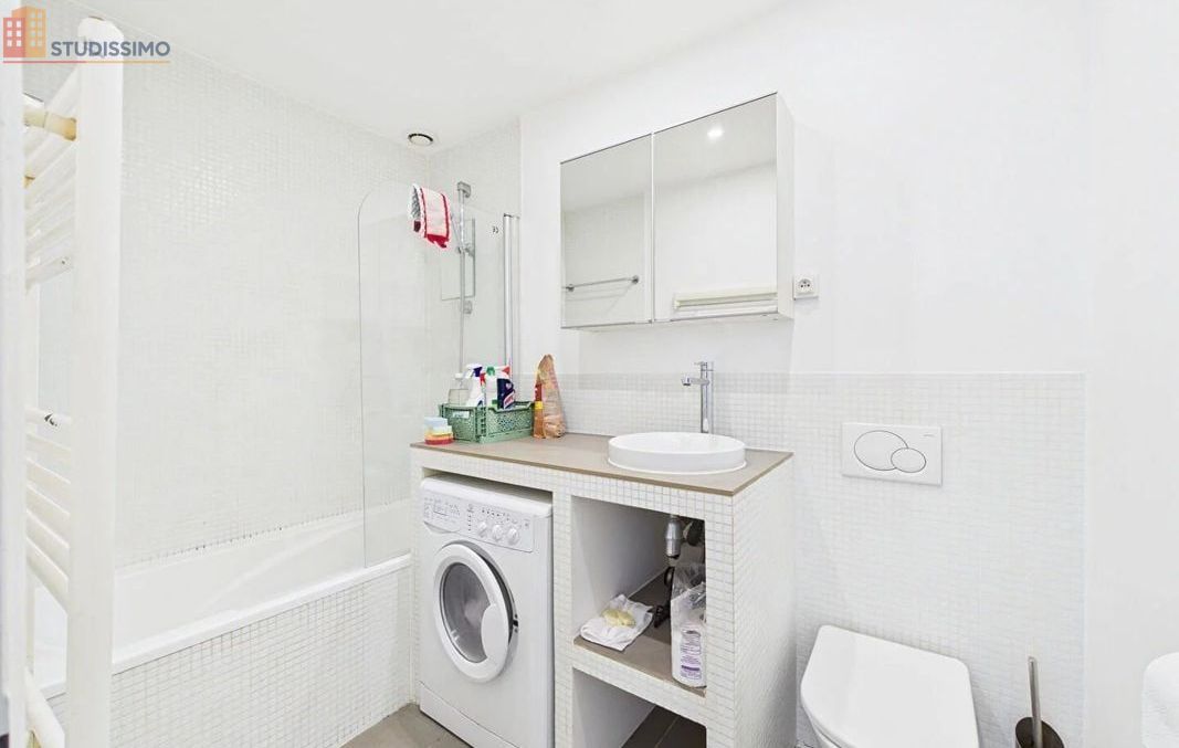 Studio meublé 21m² Paris 2e - Meublé, 2e étage - Photo 2