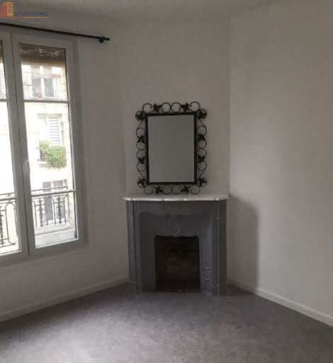Studio à Paris
