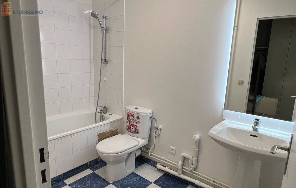 Studio à Paris