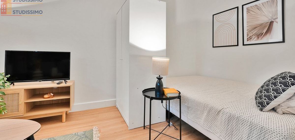 Studio meublé 23m² Paris 15e - Meublé, 1er étage - Photo 2