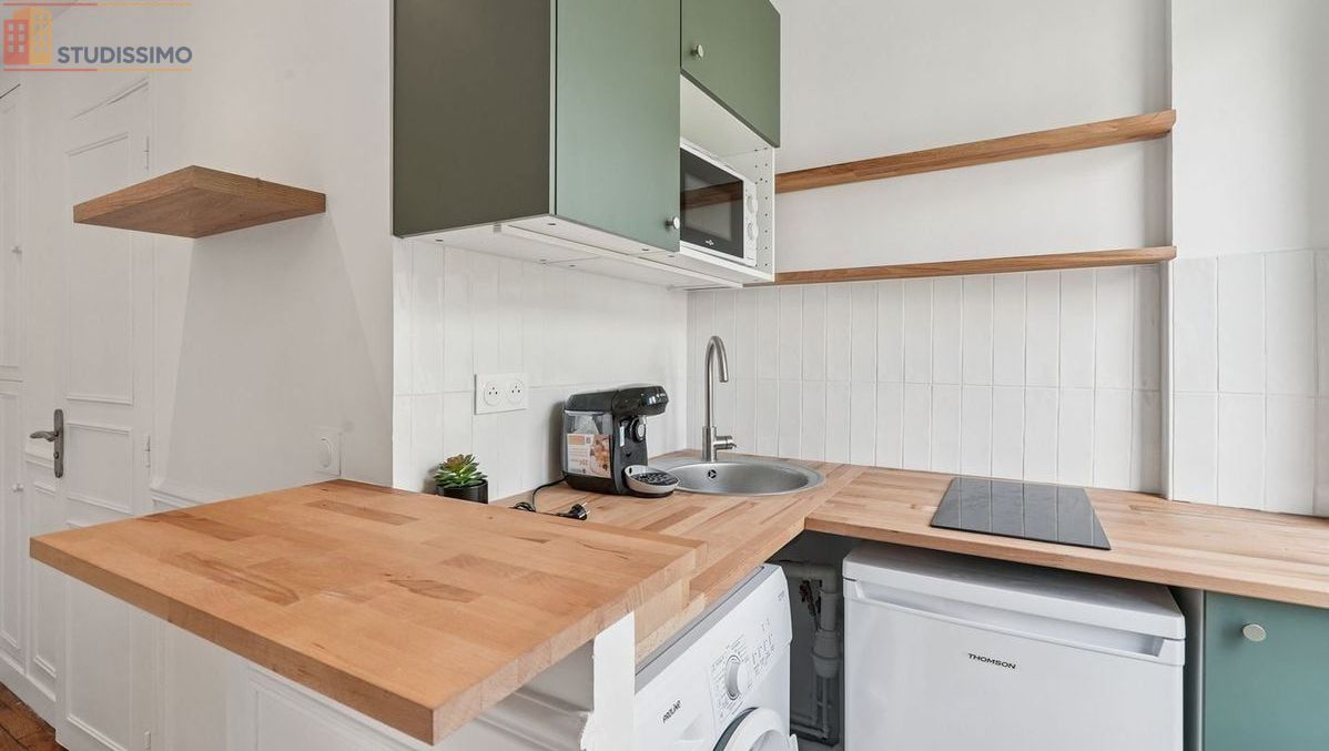 Studio meublé 14m² Paris 18e - Meublé, 2e étage - Photo 8