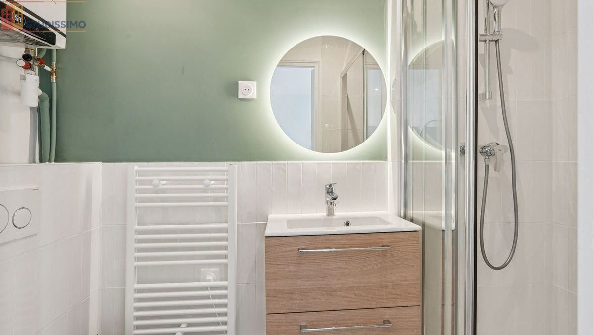 Studio meublé 14m² Paris 18e - Meublé, 2e étage - Photo 3