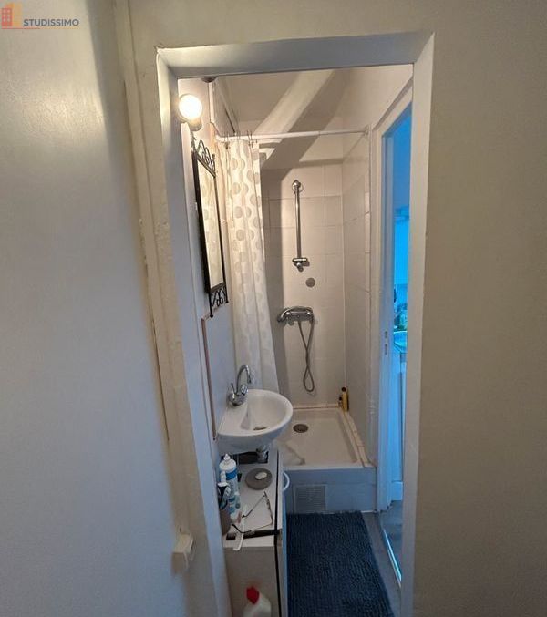 Studio meublé 22m² Paris 20e - Lumineux, meublé - Photo 2