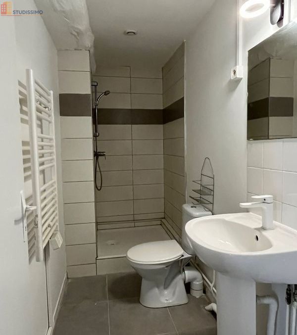 Studio 28m² Villefranche-sur-Saône centre - Hyper centre - Photo 2